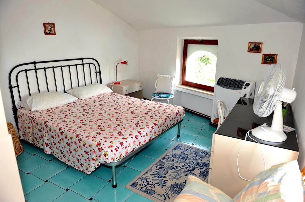 Apartamento Domus Antonina Vietri Habitación foto